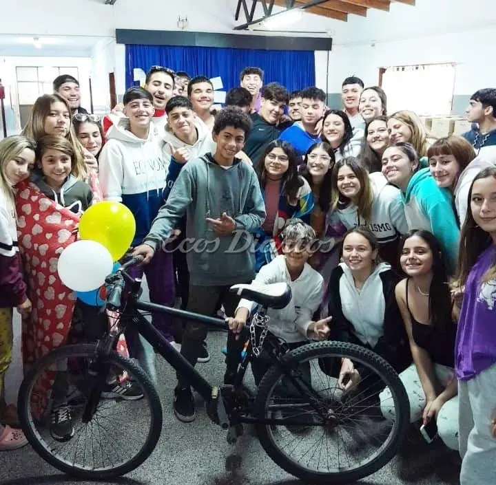 Los alumnos de la EEM N 5 recibirán la bandera de la paz