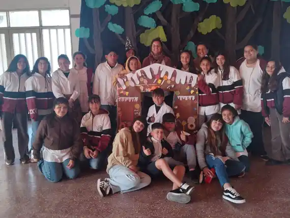 La Escuela N°6 vivió con emoción su primera Maratón Nacional de Lectura