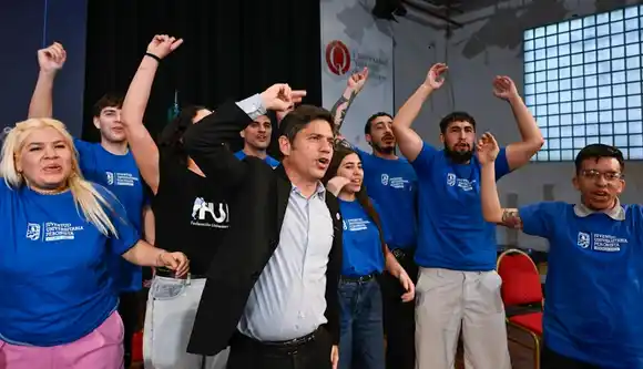 En Quilmes y sin Mayra Mendoza, Kicillof agitó la interna peronista: "Hay que hablarle a la sociedad de frente"