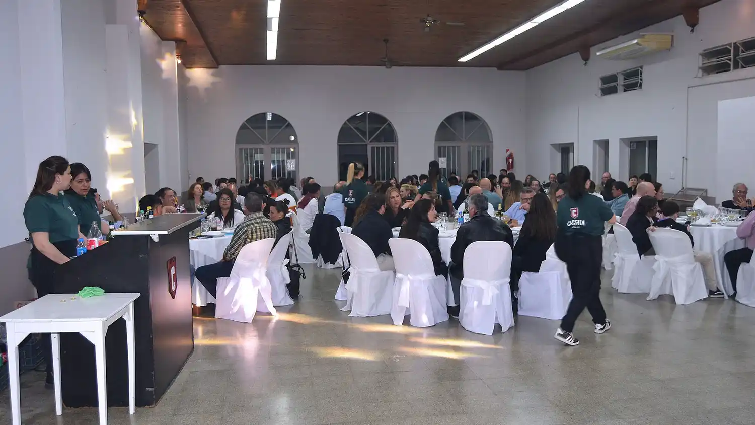 Los empleados de comercio de Gualeguay celebraron su Día con una gran cena show