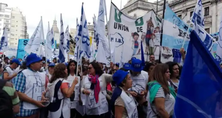 Paro docente: Gremios informaron 85 % de acatamiento