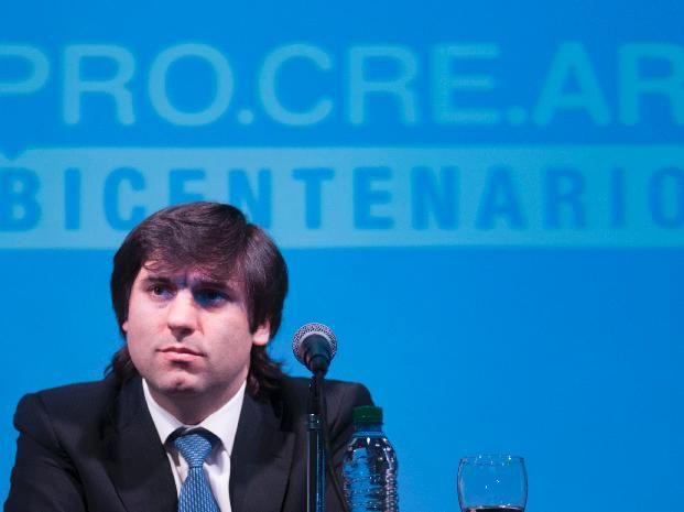 Crece el malestar porque Bossio retrasa sorteo del Procrear a nivel nacional