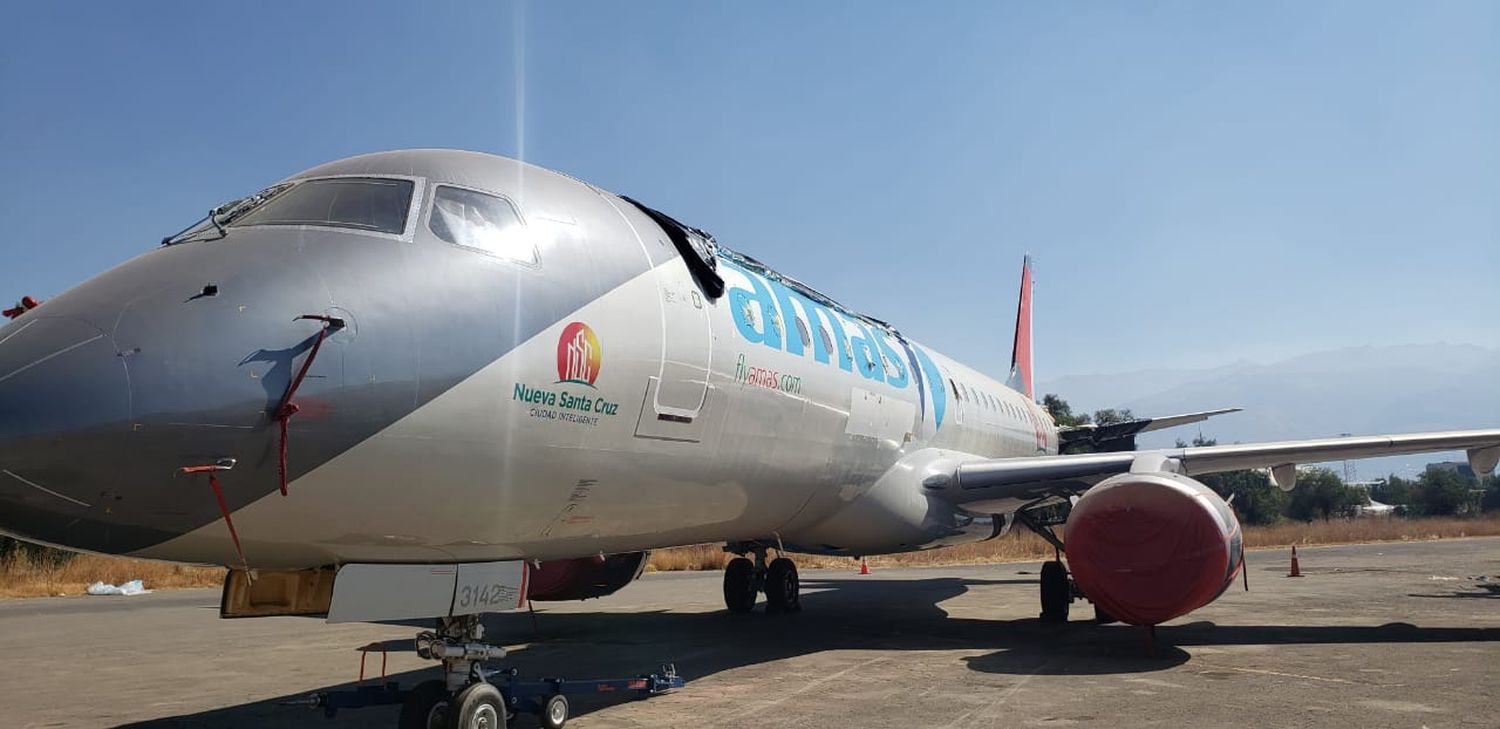 Amaszonas Uruguay recibe otro Embraer E190, y amplía su oferta de vuelos