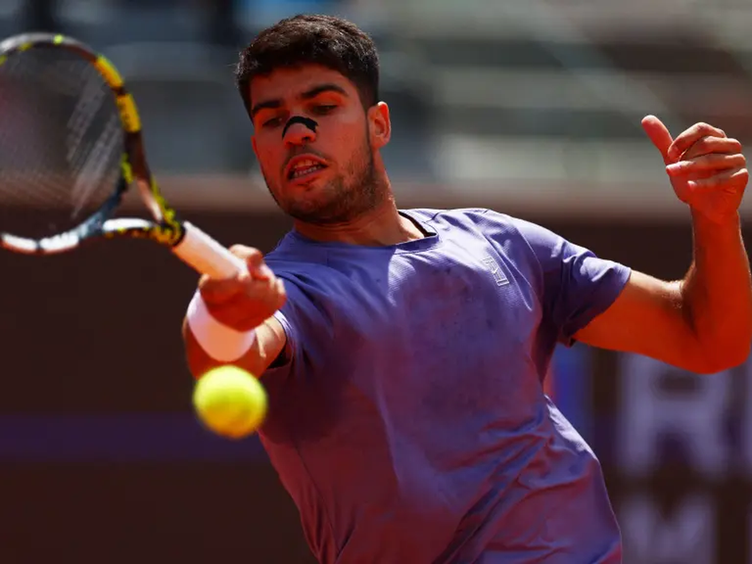 Alcaraz impuso autoridad en Roma y avanzó por primera vez a tercera ronda