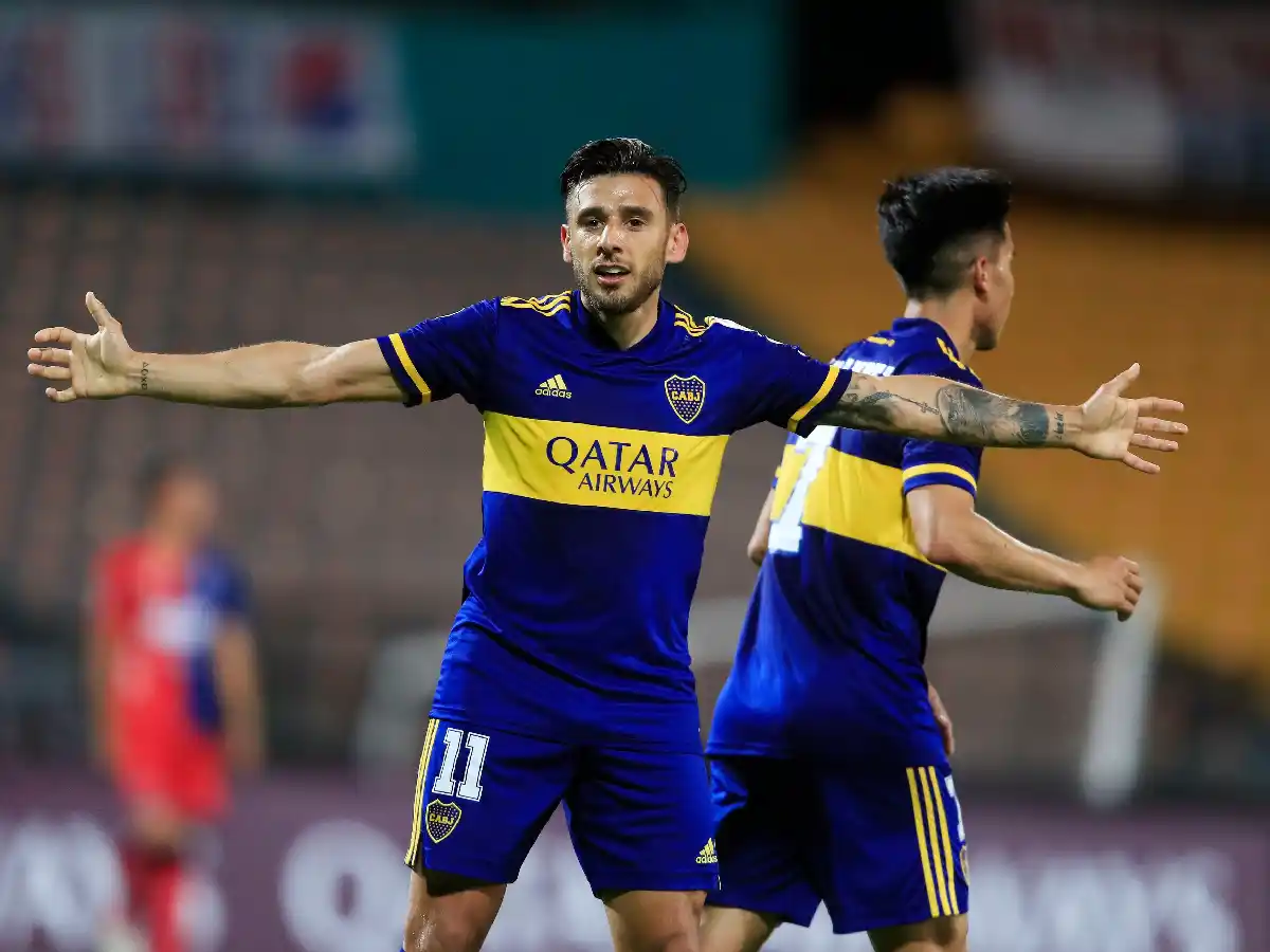 Boca ganó afuera y puso un pie en octavos 