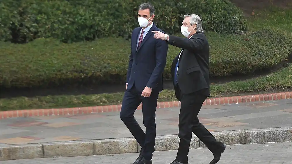 Fernández y Sánchez ratificaron vínculos, apoyos y perspectivas de inversiones