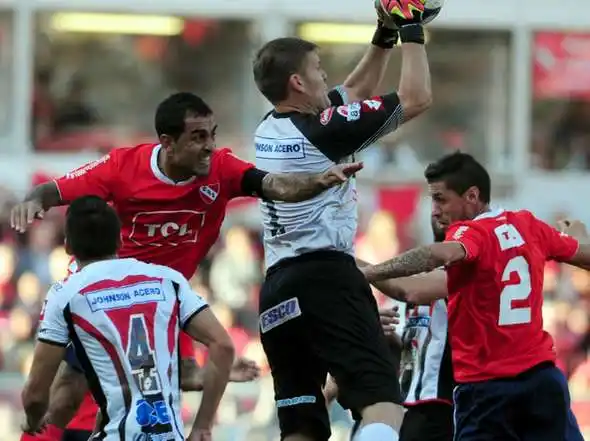 B Nacional: Independiente empató con Patronato y definirá el ascenso a Primera frente a Huracán