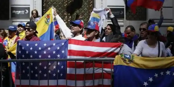 «La sociedad en general pagará por esto»: ONG preocupadas por consecuencias de la revocatoria del parole en EE.UU.