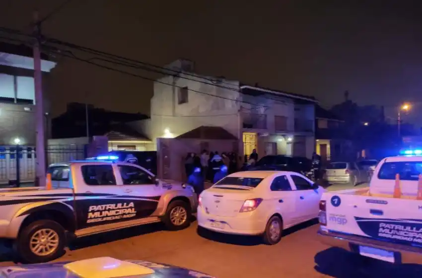 Desbaratan dos fiestas clandestinas en los barrios Las Avenidas y Los Tilos