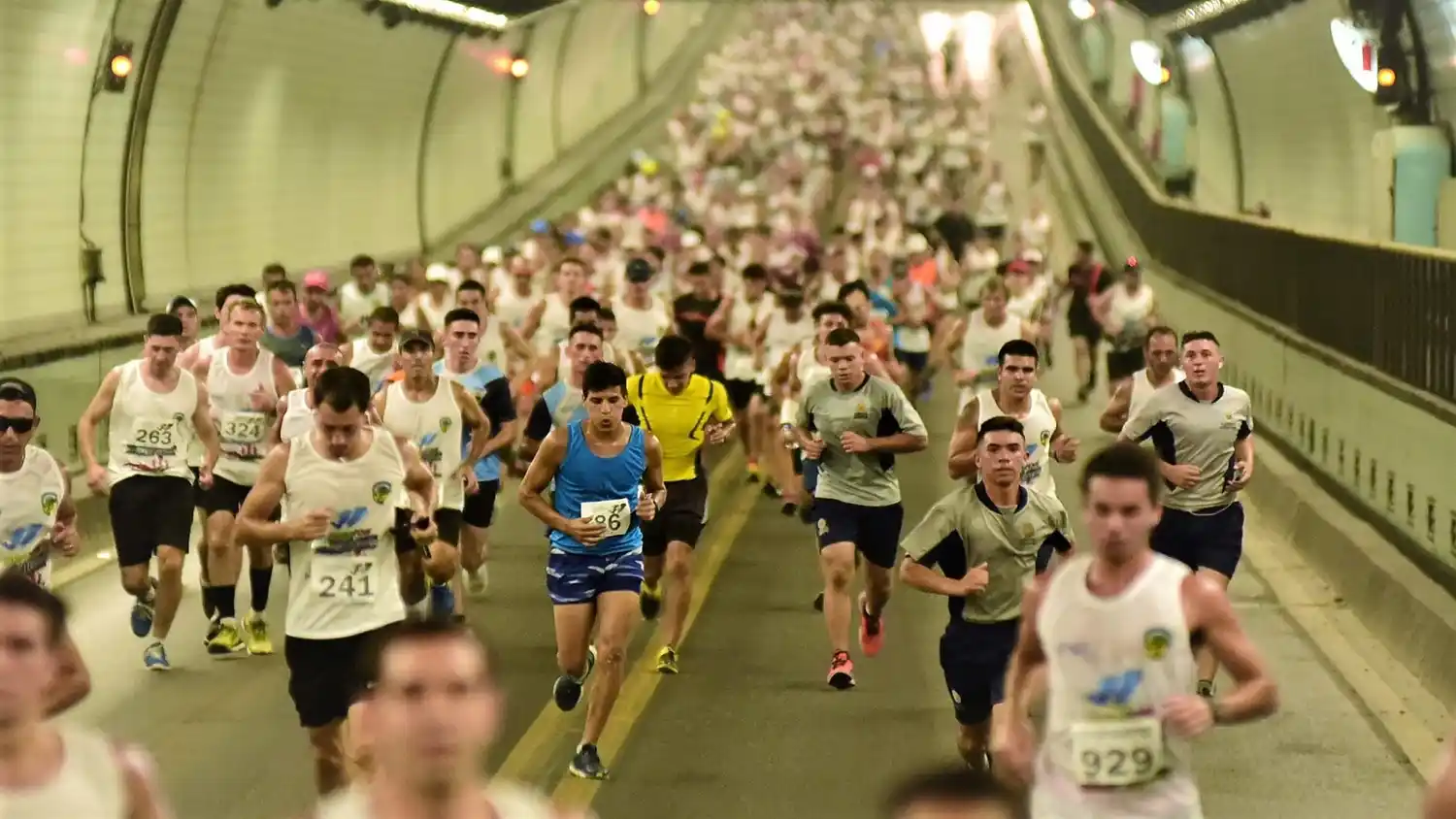El Túnel Subfluvial fue escenario de la carrera pedestre “Malvinas: no olvidar”