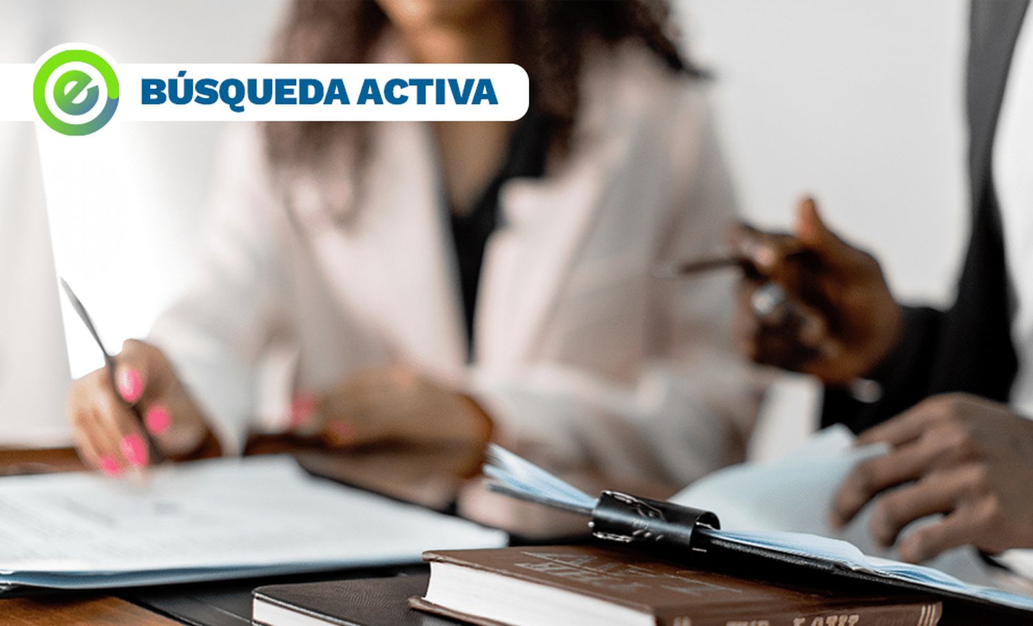 Se busca asistente jurídico/secretaria