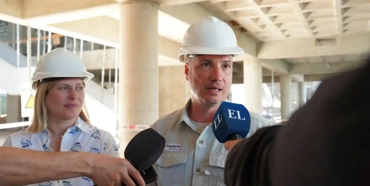 Enrico compareció ante la Comisión de Obras Públicas y fue respaldado por los legisladores.