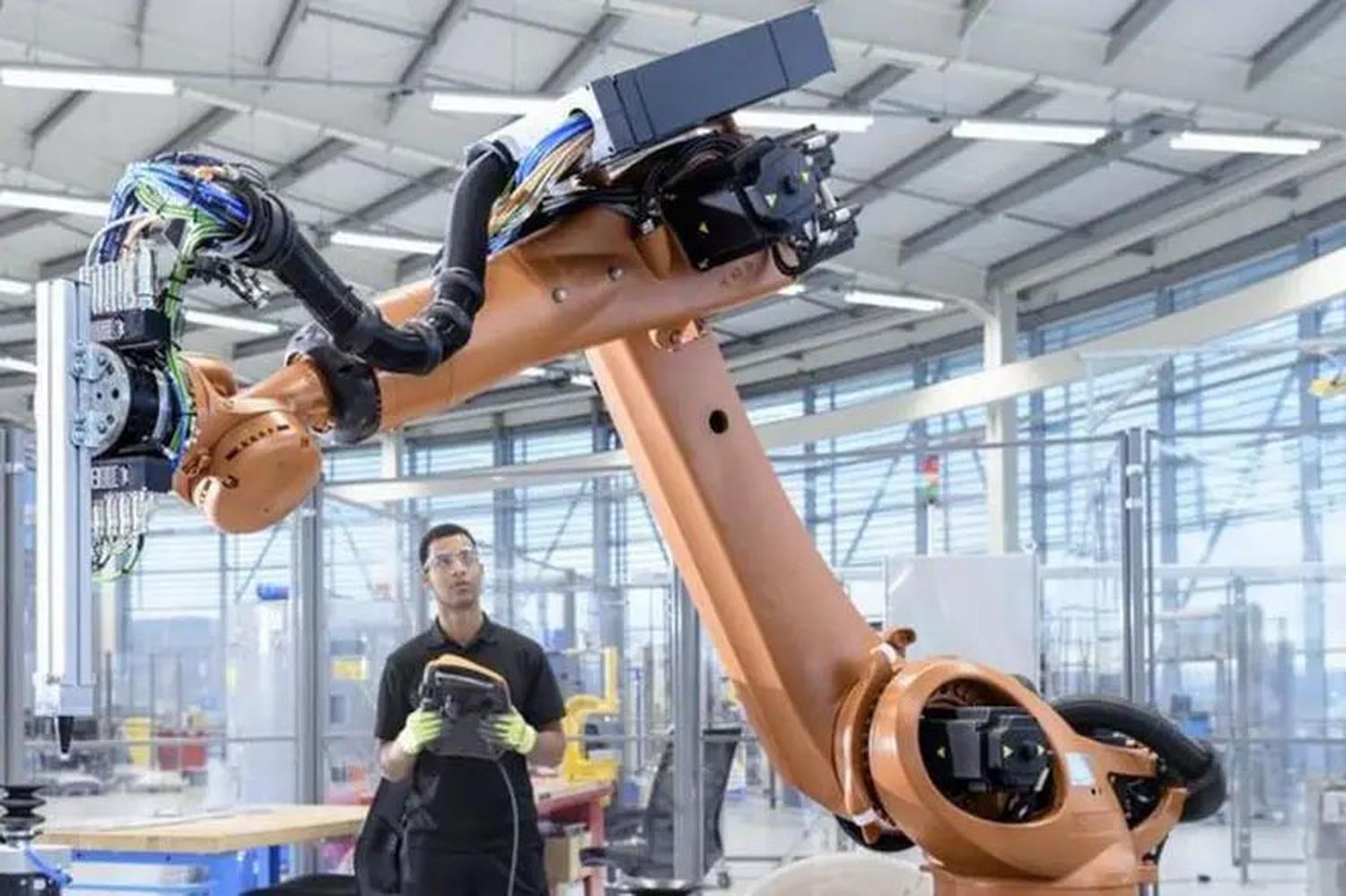 Explican por qué la tecnología aún no está haciendo más productiva la vida cotidiana