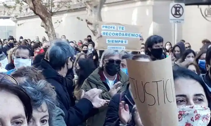 Amigo de Teresita Galli, dijo unas  palabras, en relación a la marcha y sobre su querida amiga