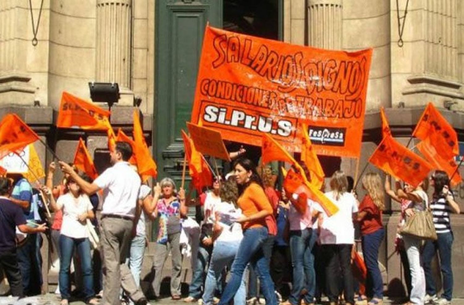 El tránsito en el centro se verá afectado por una marcha de médicos y estatales