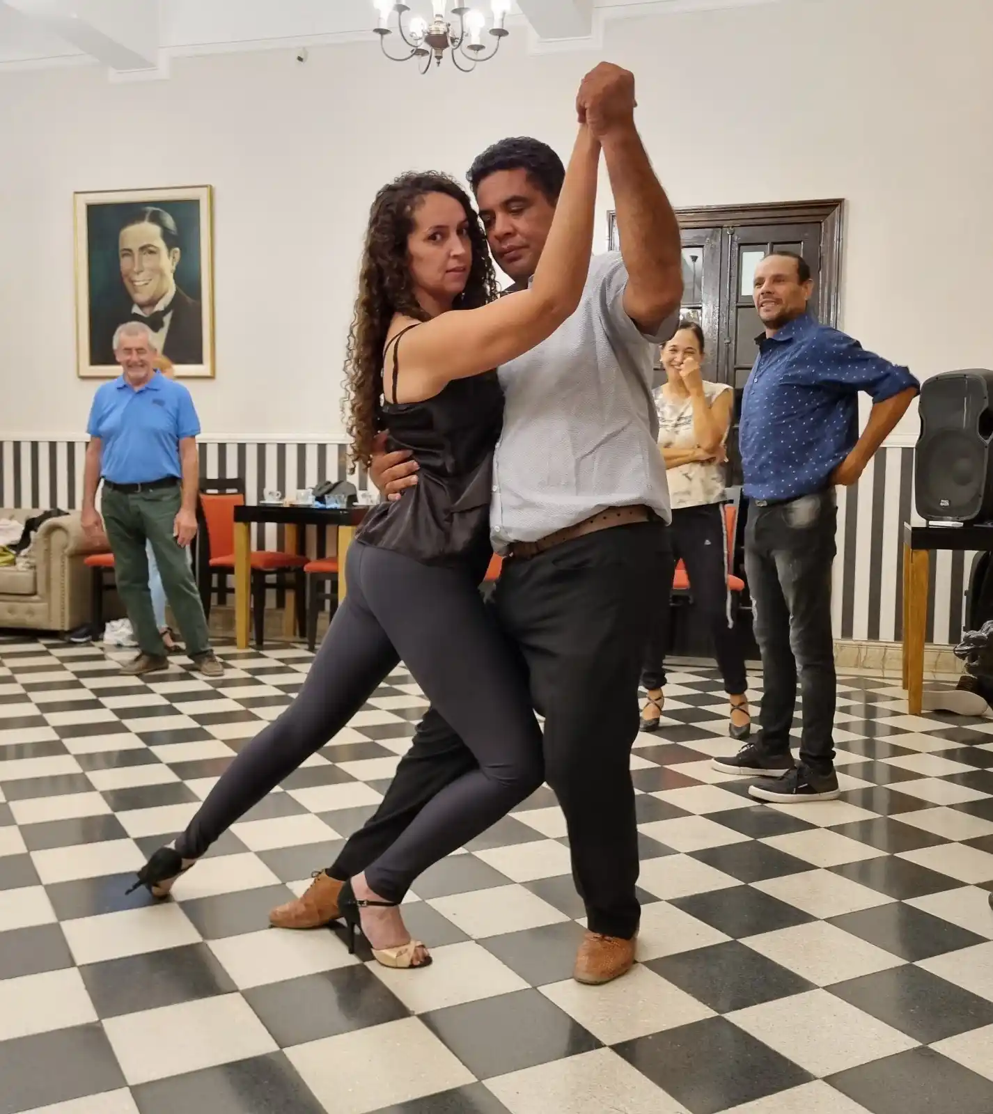 bailar tango hace bien