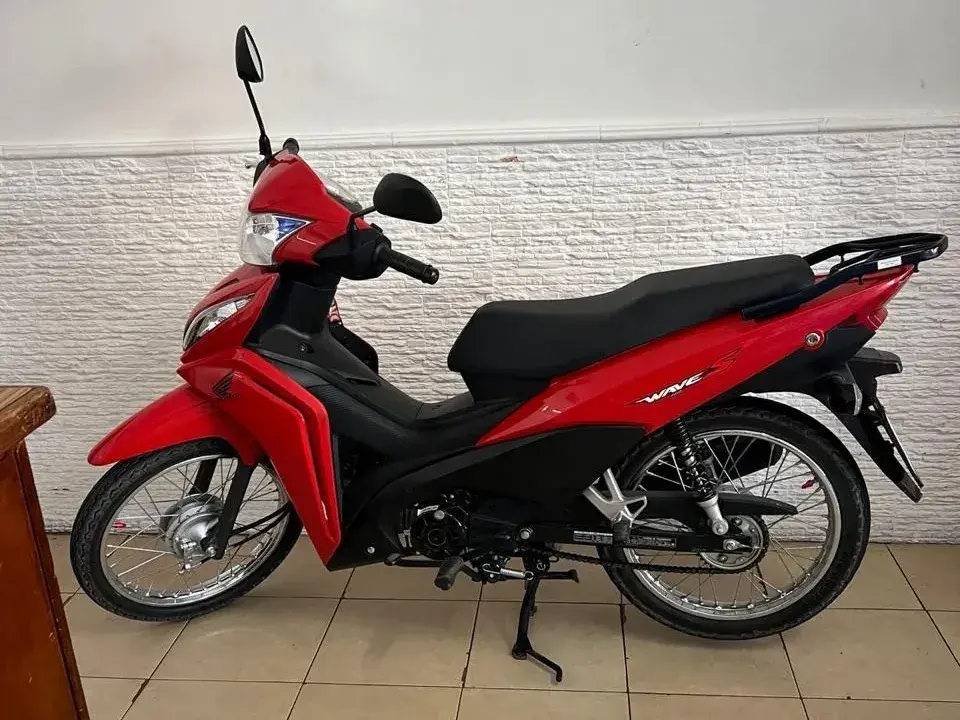 La moto secuestrada permanece a disposición del Departamento Judicial
