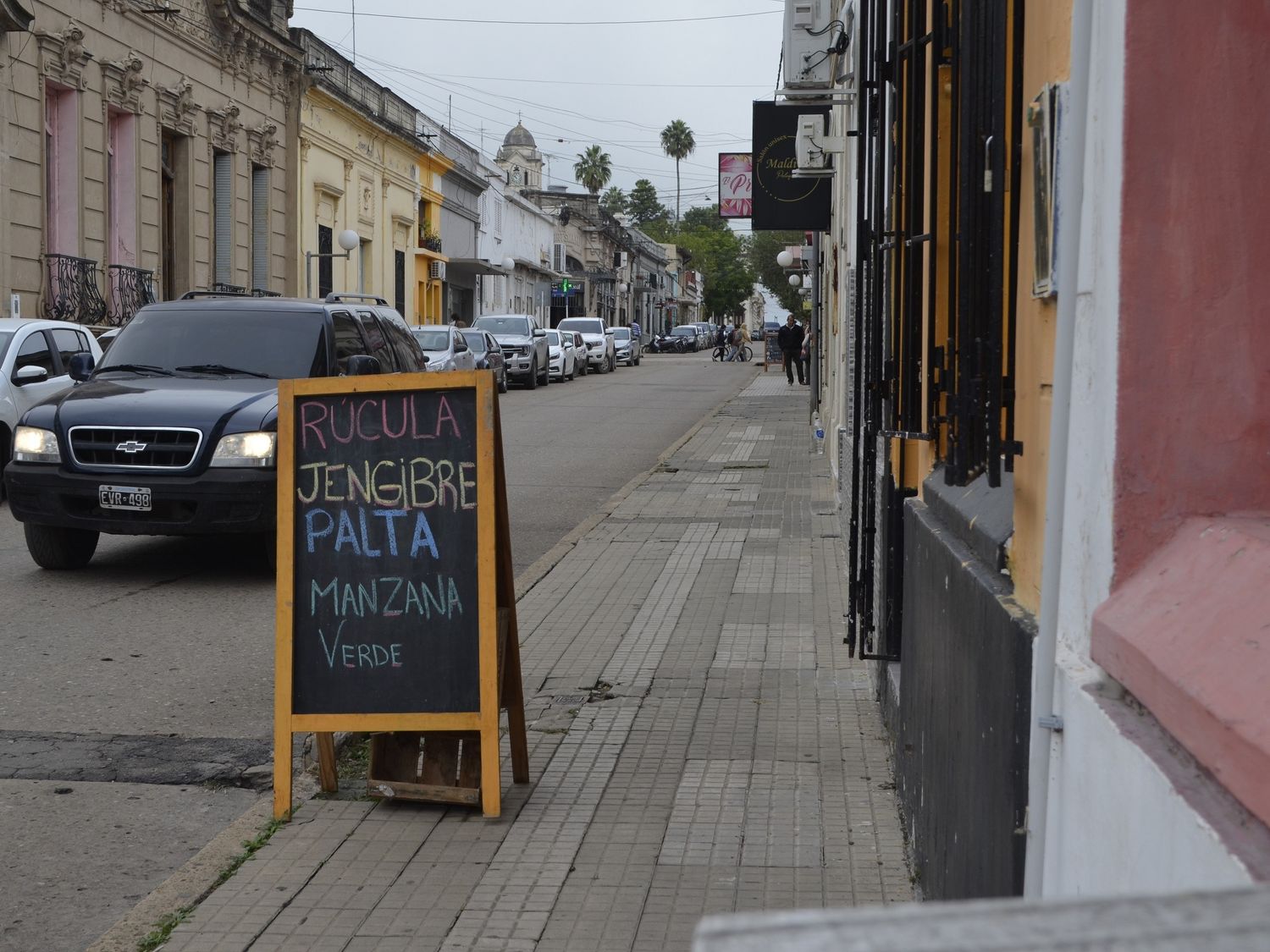 Se ven menos garajes y más verdulerías y pollerías