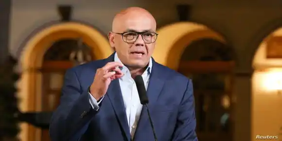 Jorge Rodríguez reconoce que se reunió con representantes de Trump