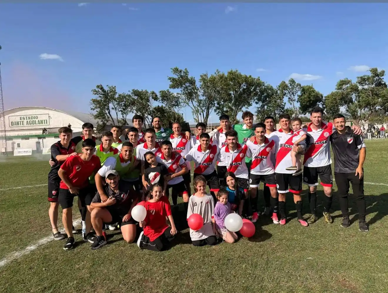 La Franja ganó en Santa Isabel y logró el tan ansiado ascenso. Foto: Martín Luis Rodríguez