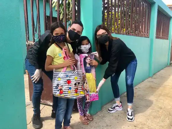 Magdalena Lechería regaló sonrisas a más de 100 niños en el sector Venezuela
