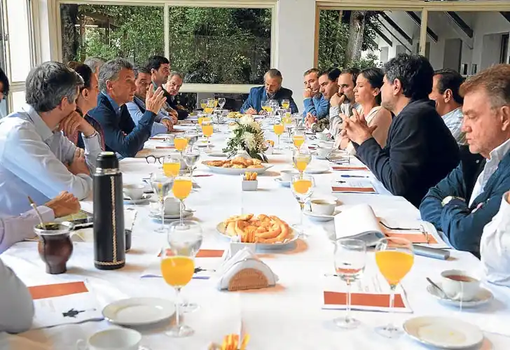 El Gobierno tiene una postura dividida y mira encuestas para medir el impacto