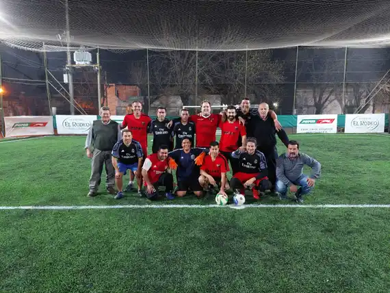 Se reinauguró la cancha de Bomberos