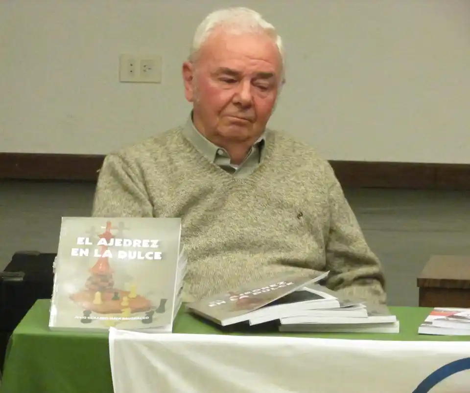 LA DULCE: Se presentó un original libro de un autor local