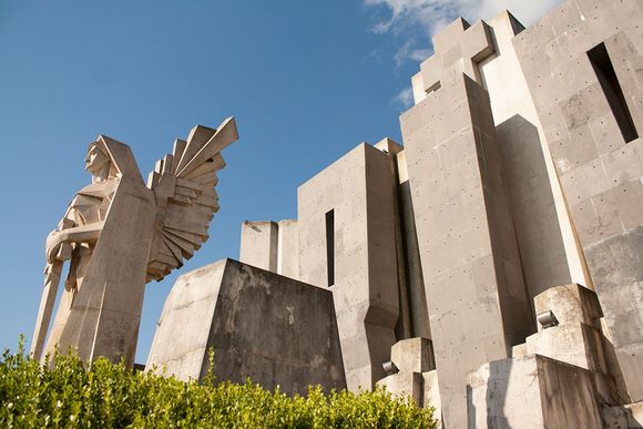 Un arquitecto de otro mondo: "Salamone no llega a la gente por estudiarlo, sino por el boca en boca"