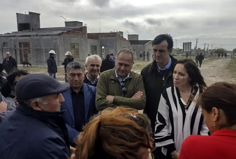 Vidal y Bullrich recorrieron obras de viviendas en Patagones