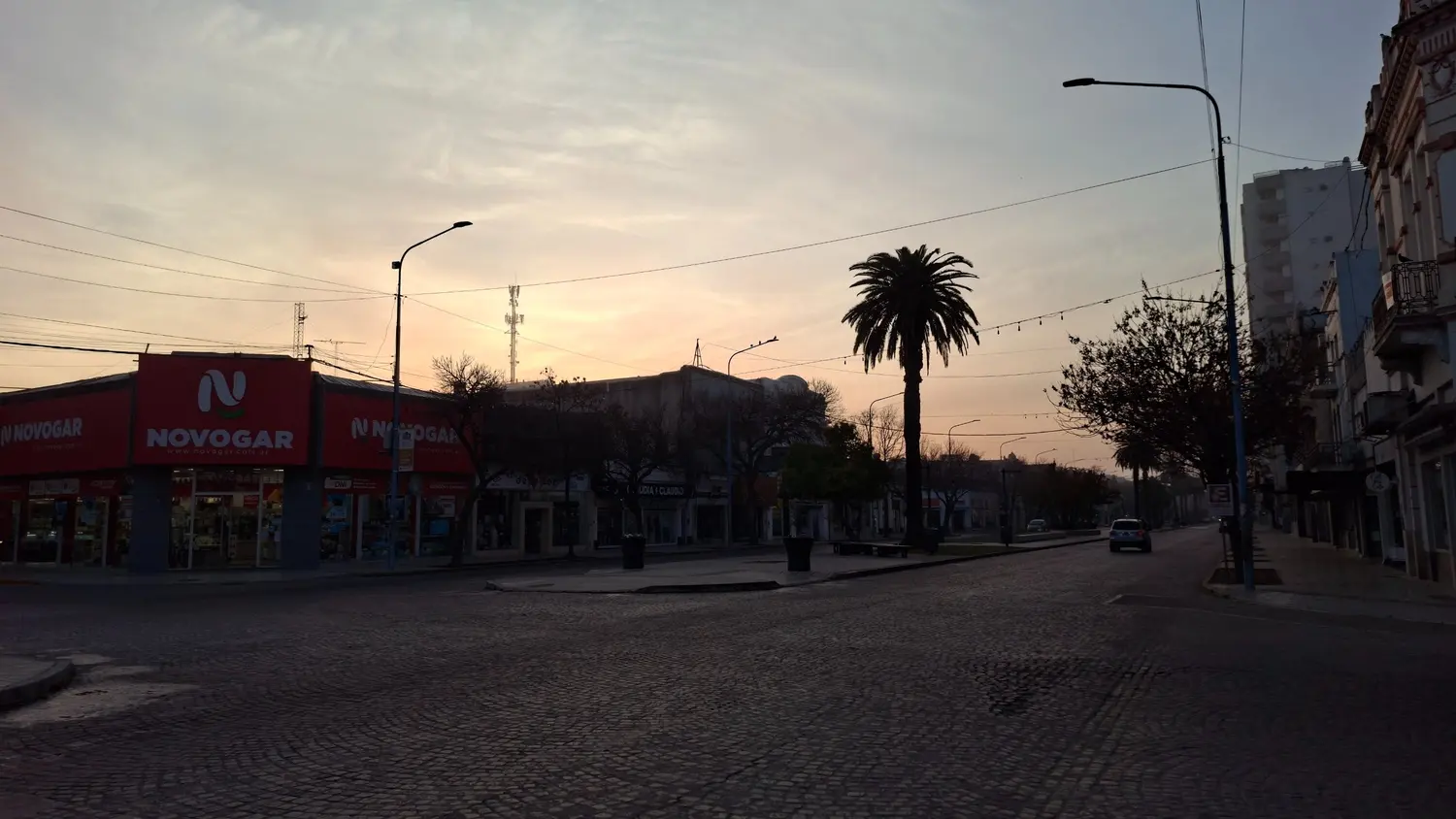 Rafaela bajo el cielo nublado: para esta mañana baja temperatura y vientos suaves