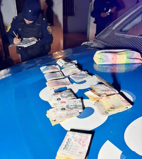 Secuestro de cocaína y dinero en efectivo tras patrullaje policial