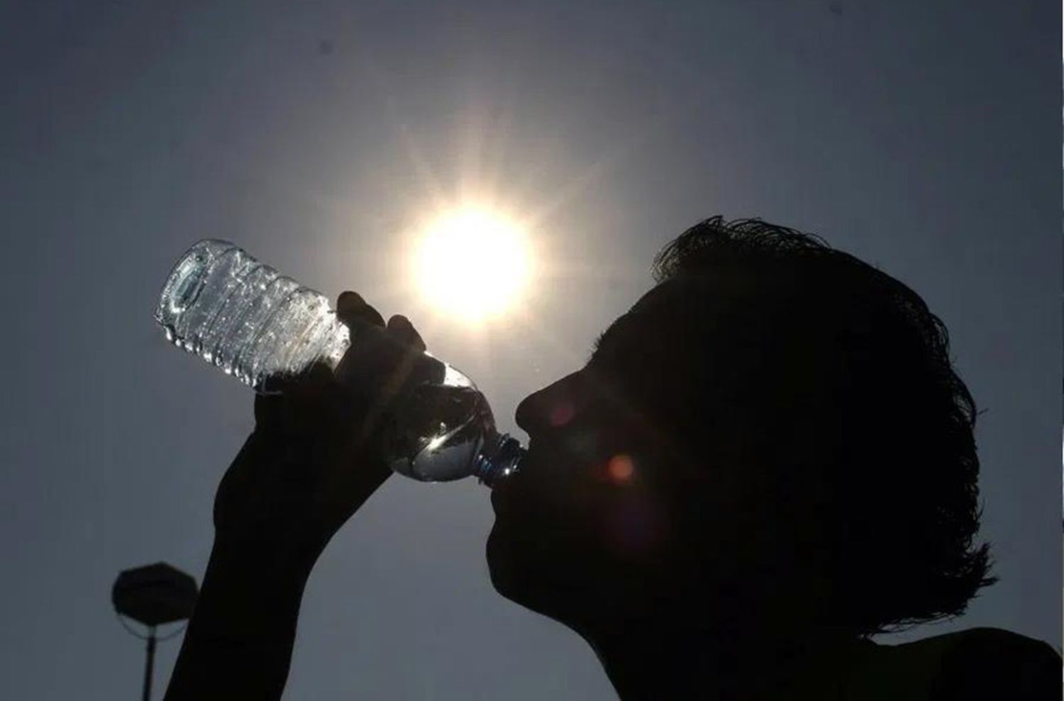 Un horno: en Rosario la lluvia no llega y la sensación térmica rozó los 45 grados