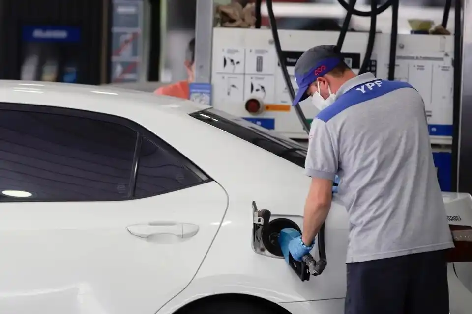 Combustibles: Por séptima vez en el año hay aumento