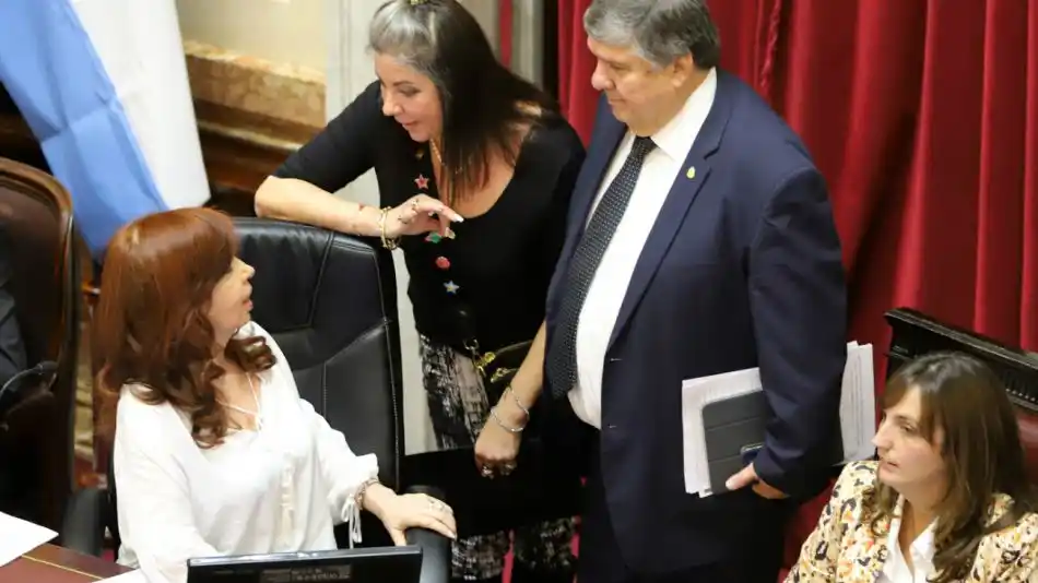 El oficialismo en soledad realiza una sesión en el Senado para repudiar el atentado contra la Vicepresidenta