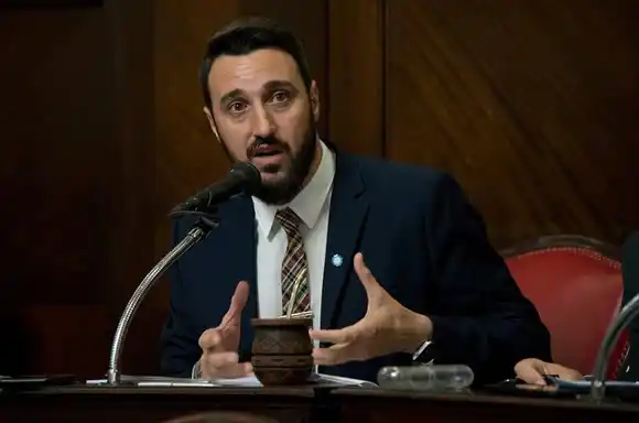 Ley Impositiva: "Demostramos que se puede hacer política de consenso” dijo Senador opositor