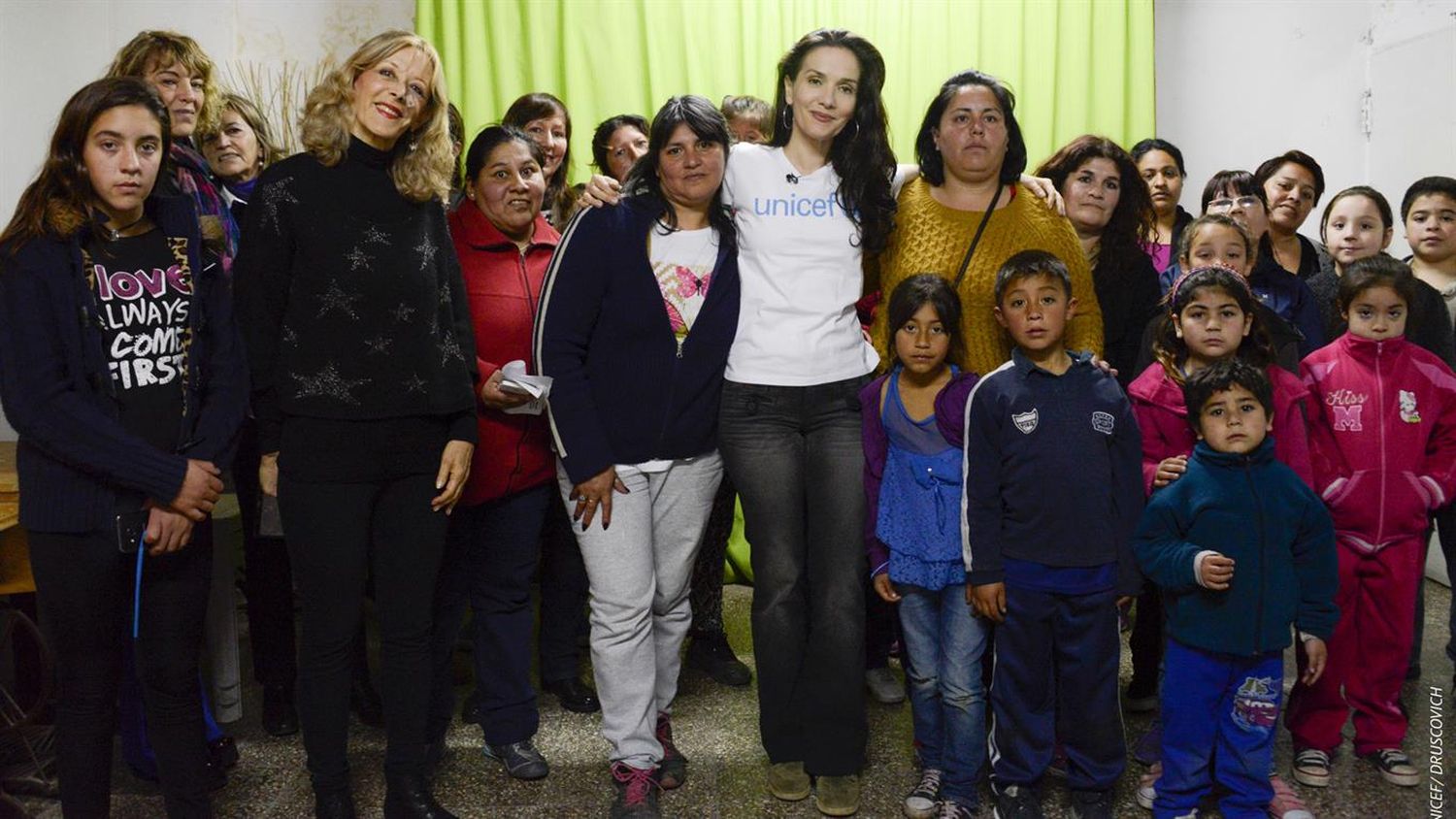 Natalia Oreiro y el desafío de criar hijos sin violencia