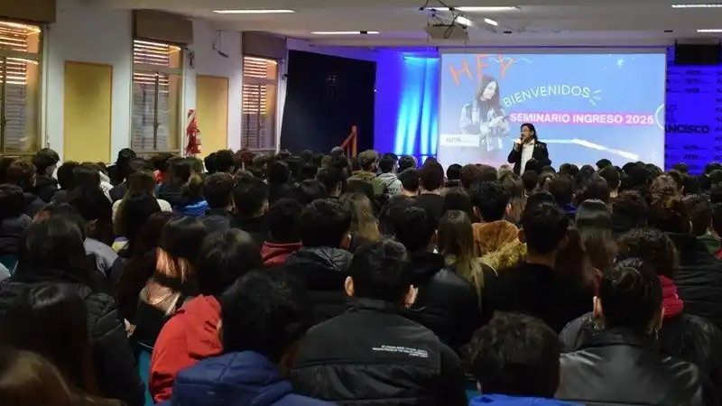 El seminario está destinado a los aspirantes a estudiar alguna de las carreras de grado que ofrece la UTN.