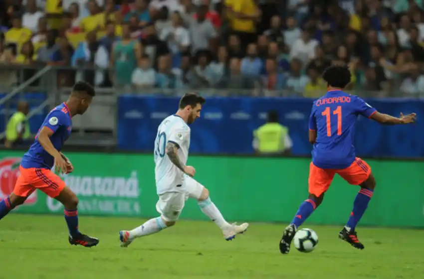 Argentina se mostró desorientada y perdió 2 a 0