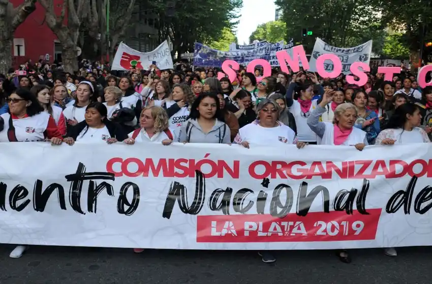 Más de 200 mil personas marcharon por el centro de La Plata