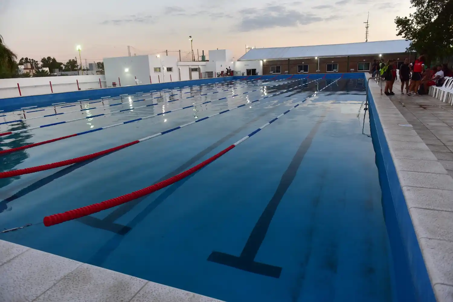 La pileta olímpica de "Sani"