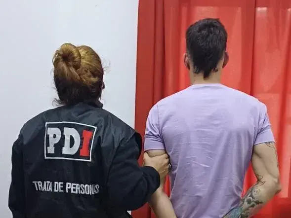 Discutió con su pareja y la agredió físicamente: la PDI lo encontró, detuvo y entregó a la justicia