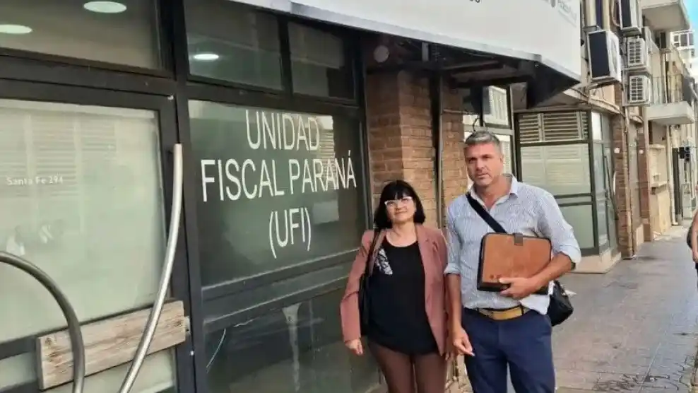 Concejales denunciaron penalmente al intendente de Colón por su viaje a Brasil