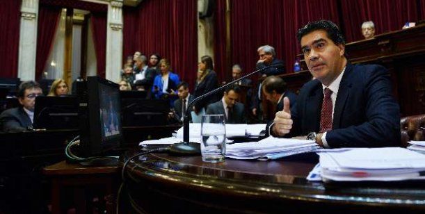Capitanich en el Senado: Se cruzó con legisladores por inseguridad, pobreza y pauta oficial
