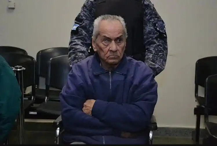 El sacerdote Nicola Corradi, el más complicado de los acusados