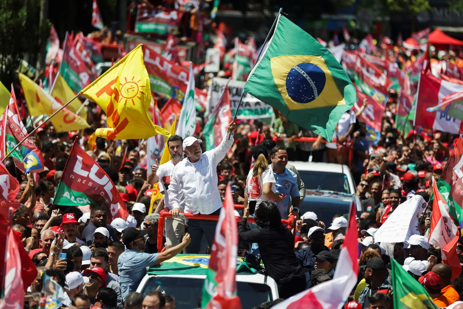 Lula recorrió ayer el estado de Rio de Janeiro.