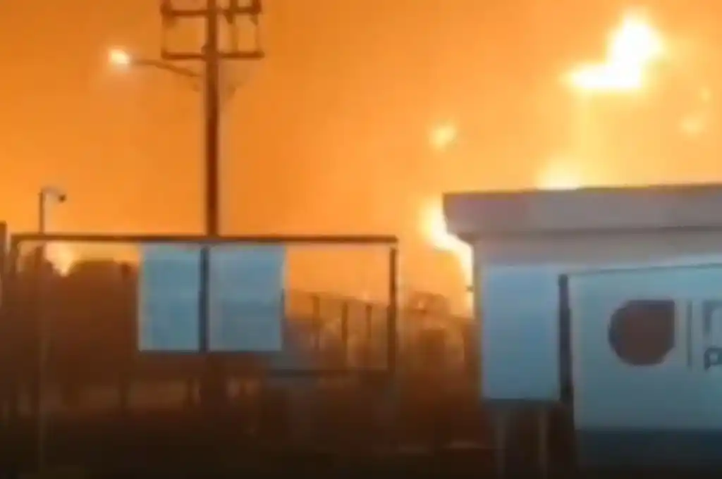 Incendio en una refinería de Pemex
