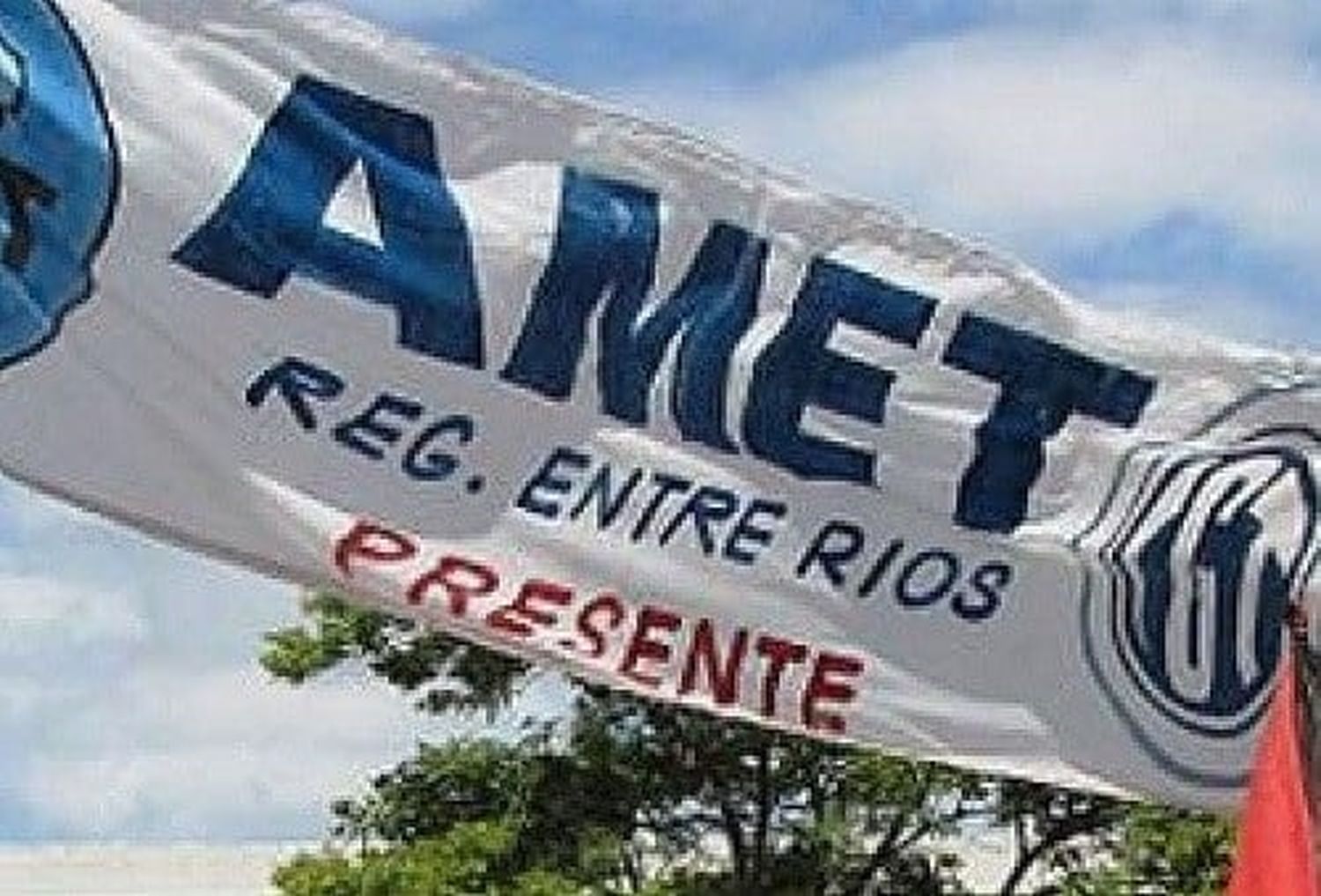 AMET rechazó la oferta del gobierno “por amplia mayoría”