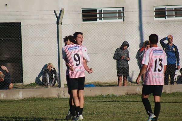 Black River tuvo su revancha