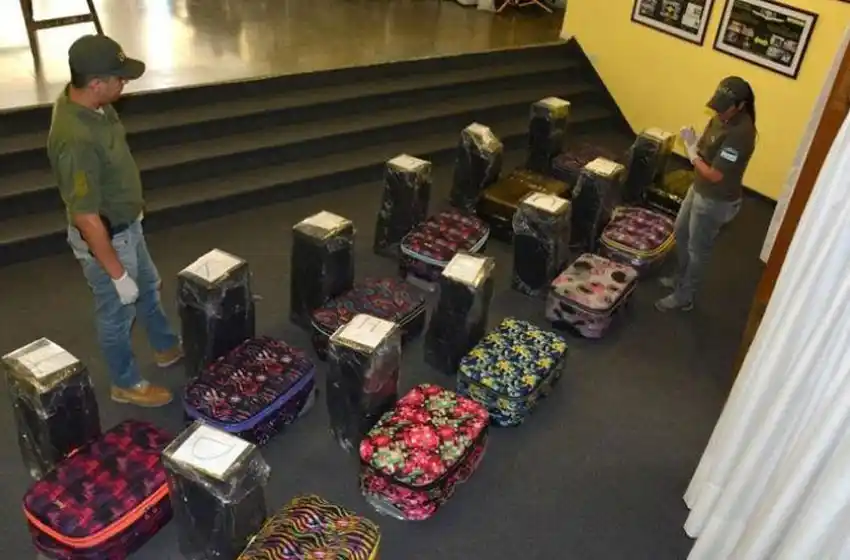 Video: así decomisaron los casi 400 kilos de cocaína en la Embajada de Rusia